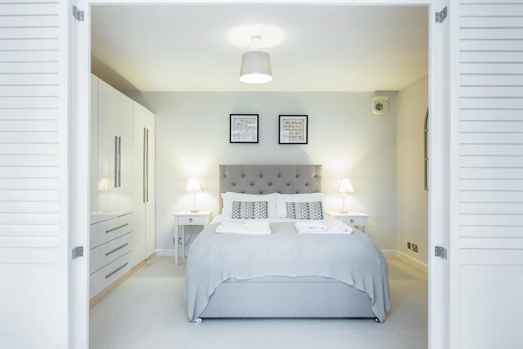 Putney 1 Bed By Basetogo
